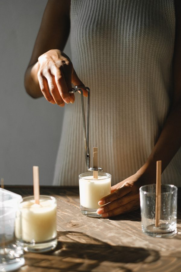 TRAINING COURSE ON MANUFACTURING CANDLE IN A GLASS WITH DECOR